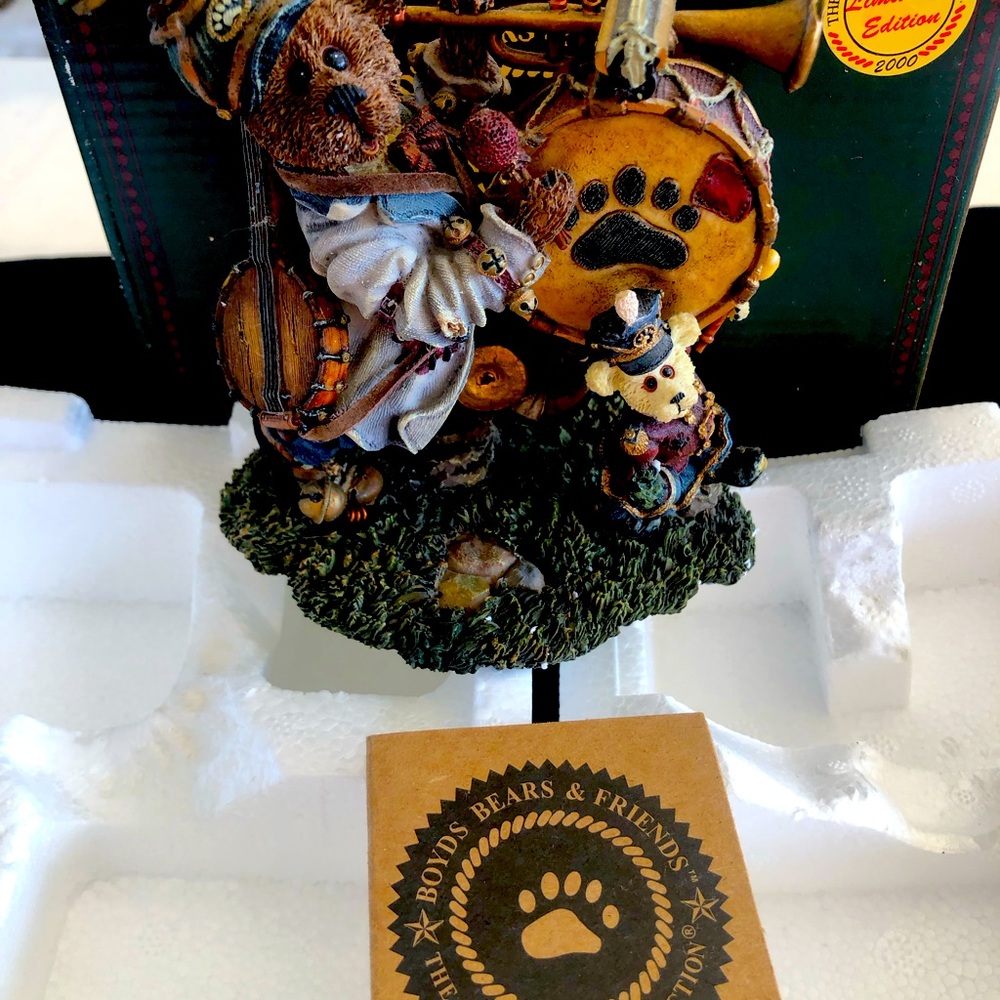 Vintage Boyd Bears Figurine with box Limited Edition